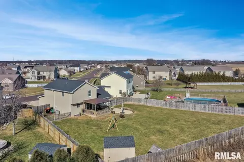 View/Area - 1400 Jadens Way, Washington, IL 61571 photo 2 of 2