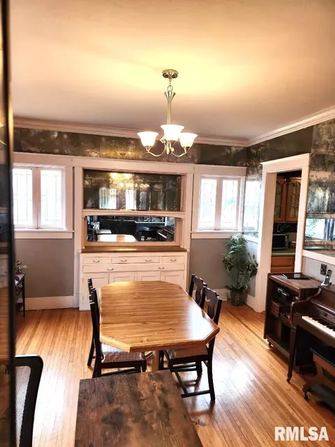 301 E Forrest Hill Ave, Peoria, IL 61603 photo 7