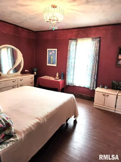301 E Forrest Hill Ave, Peoria, IL 61603 photo 15