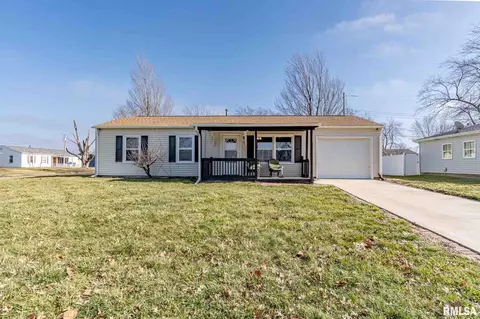 36 Caliente Ave, Bartonville, IL 61607