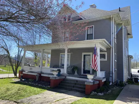 170 S Avenue D Ave, Canton, IL 61520