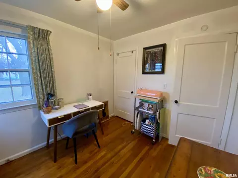 421 S Johnson St, Macomb, IL 61455 photo 27