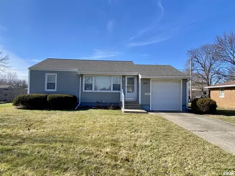 2803 N Victoria Ave, Peoria, IL 61604
