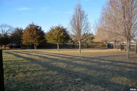 244 170th St, Avon, IL 61415 photo 14