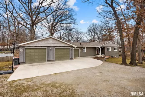 532 Wildwood Dr, Groveland, IL 61535