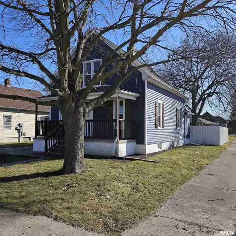 406 E Birch St, Canton, IL 61520 photo 3