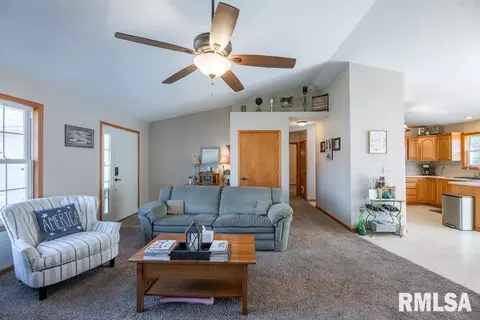 Living - 9514 W Lake Camelot Dr, Mapleton, IL 61547 photo 5 of 5