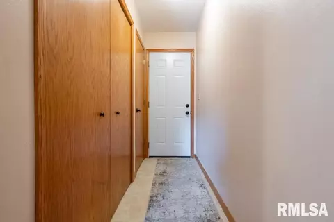 Entry Way - 9514 W Lake Camelot Dr, Mapleton, IL 61547 photo 1 of 1