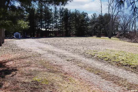 8114 W Pfeiffer Rd, Mapleton, IL 61547