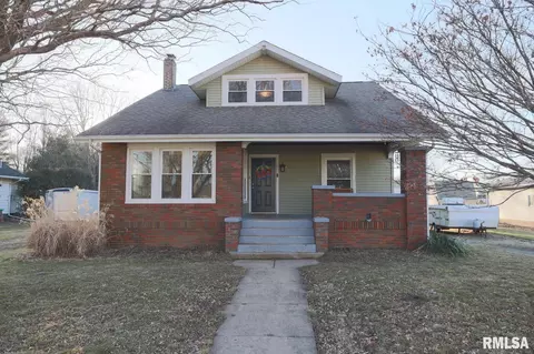 109 S Church St, Green Valley, IL 61534