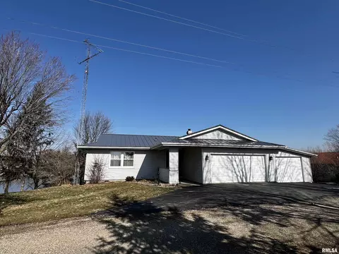 238 Yeager Ln, Avon, IL 61415 photo 1