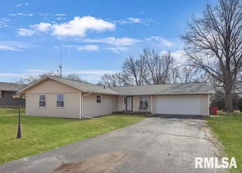 202 W Williams St, Yates City, IL 61572