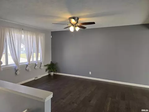 Other - 190 Stonegate Dr, Canton, IL 61520 photo 1 of 22