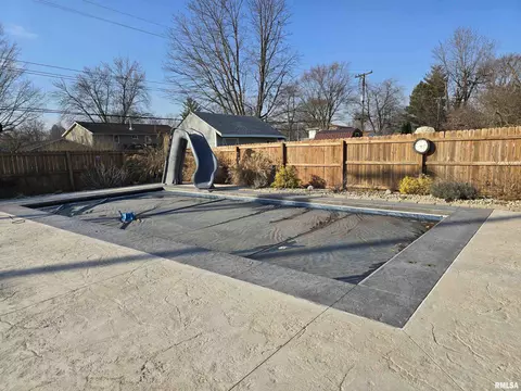 Other - 190 Stonegate Dr, Canton, IL 61520 photo 17 of 22