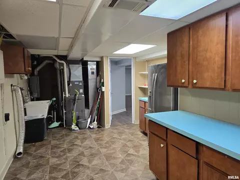Other - 190 Stonegate Dr, Canton, IL 61520 photo 12 of 22