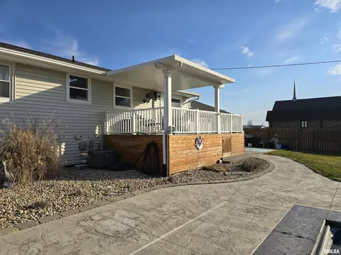 Other - 190 Stonegate Dr, Canton, IL 61520 photo 21 of 22