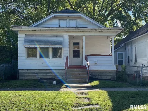 802 S Shelley St, Peoria, IL 61605