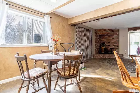 Dining - 8700 N Willow Dr, Edwards, IL 61528 photo 6 of 6