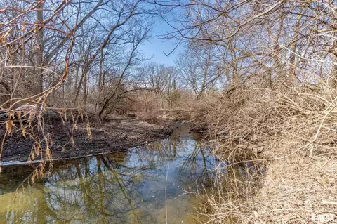 View/Area - 8700 N Willow Dr, Edwards, IL 61528 photo 1 of 13