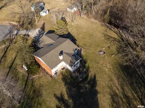 Exterior - 8700 N Willow Dr, Edwards, IL 61528 photo 25 of 27
