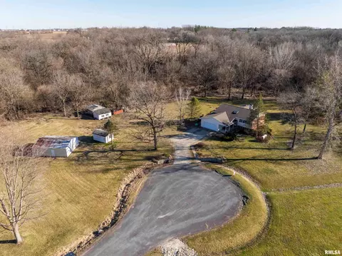 View/Area - 8700 N Willow Dr, Edwards, IL 61528 photo 6 of 13