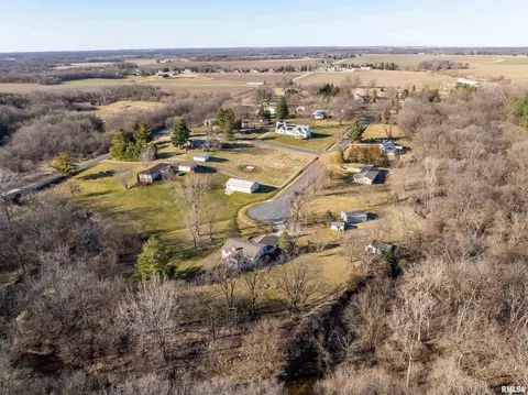 View/Area - 8700 N Willow Dr, Edwards, IL 61528 photo 8 of 13