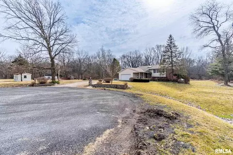Exterior - 8700 N Willow Dr, Edwards, IL 61528 photo 23 of 27