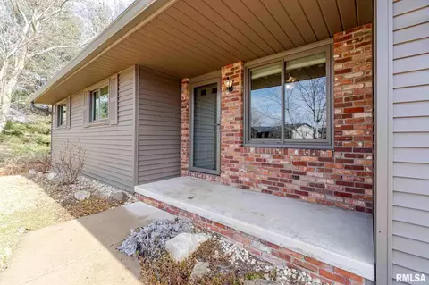 9351 W Darlington Dr, Mapleton, IL 61547 photo 3