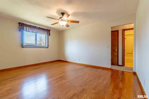 9351 W Darlington Dr, Mapleton, IL 61547 photo 4