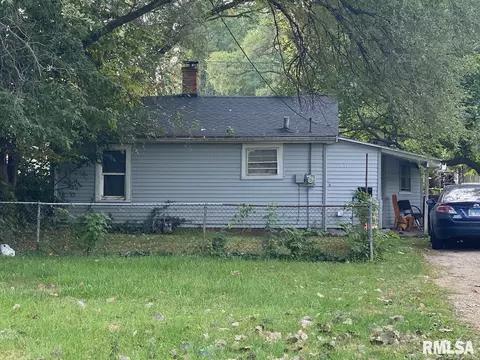 2214 W Millman St, Peoria, IL 61605