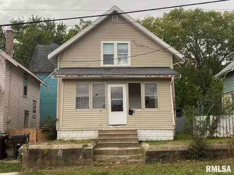 703 Mary St, Peoria, IL 61603