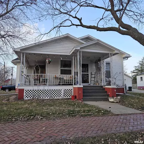 607 Elm St, Canton, IL 61520