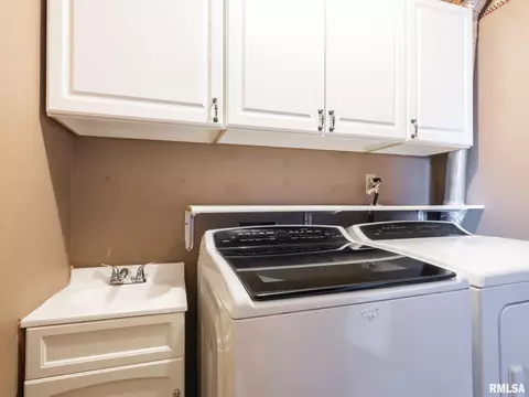113 N 6th St, Dunlap, IL 61525 photo 38