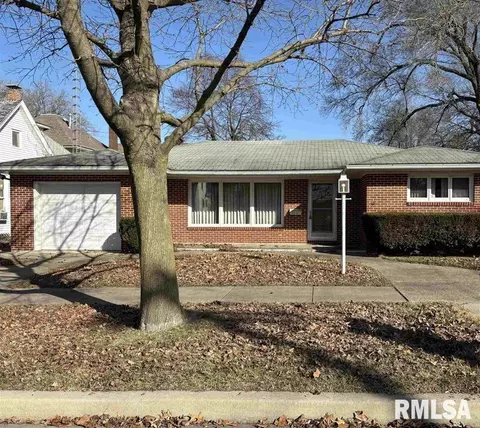 116 W Washington St, Havana, IL 62644