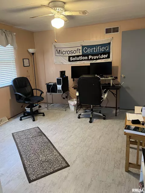 1111 E Grant St, Macomb, IL 61455 photo 30