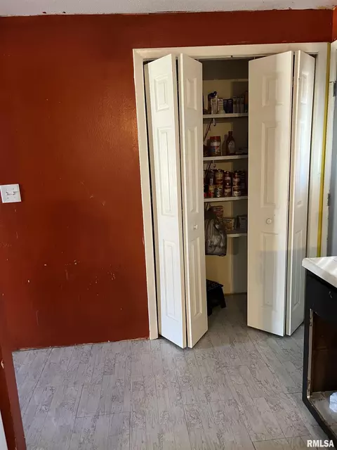 1111 E Grant St, Macomb, IL 61455 photo 12