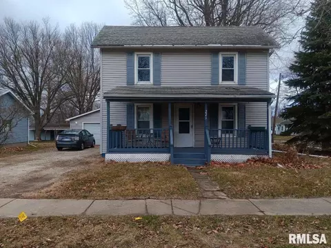 221 E Chatham, Metamora, IL 61548