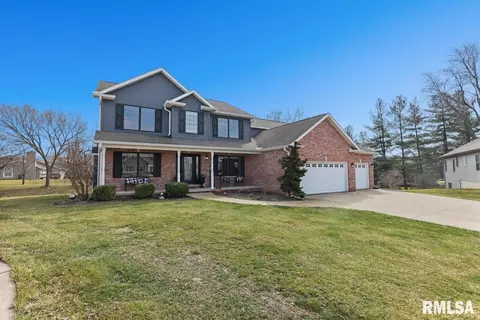9 Wisteria Way, Washington, IL 61571