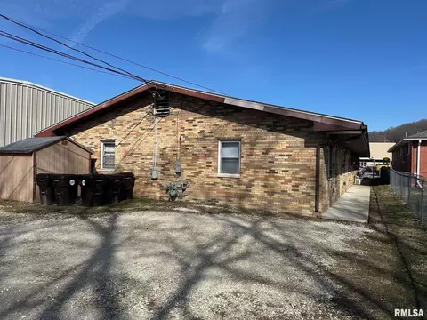 307-309 Sheen Ave, East Peoria, IL 61611