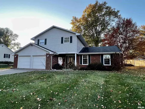 524 Meadow Dr, Macomb, IL 61455 photo 1