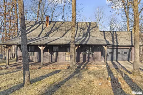 18619 Zimmerman Rd, Deer Creek, IL 61733