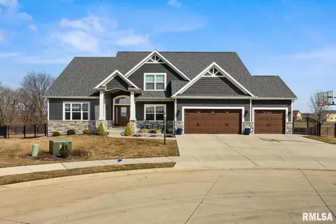 3103 W Boulder Point Ct, Dunlap, IL 61525
