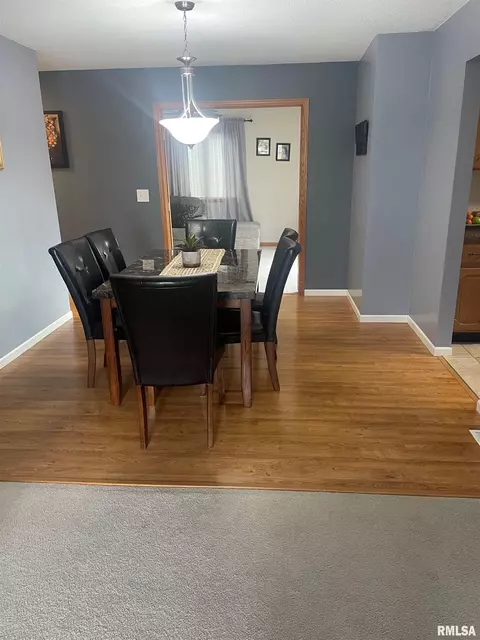 1311 Carolbeth Ave, Macomb, IL 61455 photo 6
