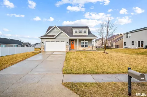 2201 S 2nd Ave, Morton, IL 61550