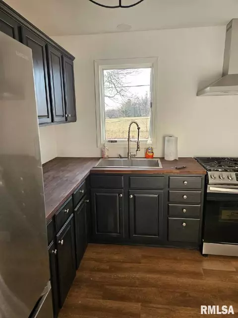305 Temple Dr, Washington, IL 61571 photo 10
