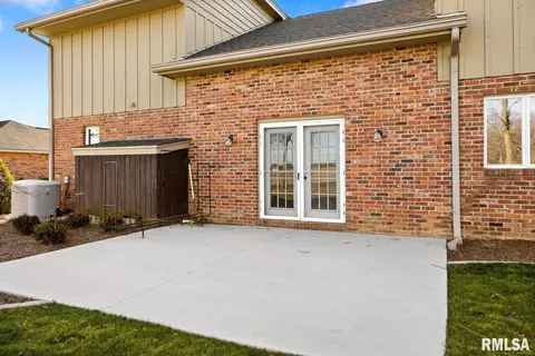 22 Cherry Ln, Morton, IL 61550 photo 39