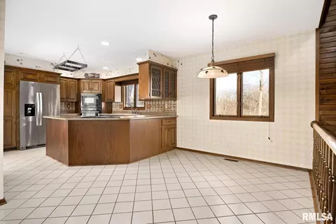 22 Cherry Ln, Morton, IL 61550 photo 16