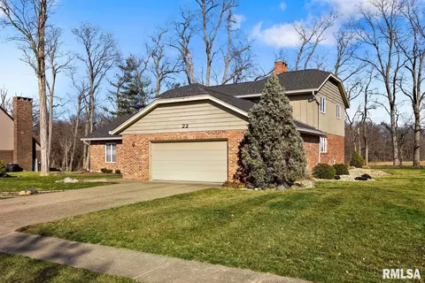 22 Cherry Ln, Morton, IL 61550 photo 3