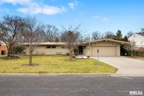 416 W Wolf Rd, Peoria, IL 61614