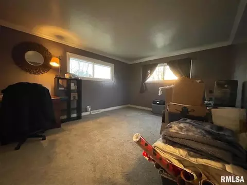 Bedroom - 1515 Riverview Dr, Macomb, IL 61455 photo 3 of 3